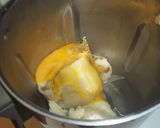Foto del paso 5 de la receta: Flores de berenjena con tomate y aceitunas