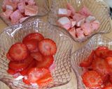 Foto del paso 3 de la receta: Postre de fresas, bizcochos de Reims y helado