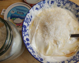 Foto del paso 3 de la receta: Salsa suave de coco y lima