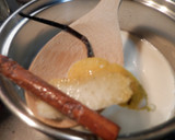 Foto del paso 2 de la receta: Natillas caseras con galleta