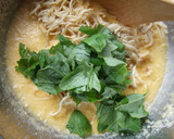 Foto del paso 1 de la receta: Frittata de fideos chinos con mozzarella