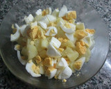 Foto del paso 4 de la receta: Ensalada sencilla de patata y huevo