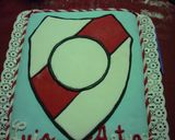 Foto del paso 6 de la receta: Torta escudo de River cumpleaños Luis y Arturo