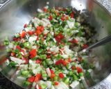 Foto del paso 6 de la receta: Coca de pimientos con olivas negras
