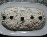 Foto del paso 5 de la receta: Ensaladilla con atún, olivas y lechugas verdes