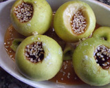 Foto del paso 1 de la receta: Manzanas asadas con crema de polvo de arándanos rojos