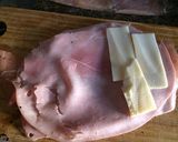 Foto del paso 2 de la receta: "Californias" (pechuga de pollo arrollada)