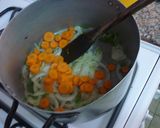 Foto del paso 2 de la receta: Tarta de pollo y zapallitos de tronco