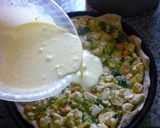 Foto del paso 7 de la receta: Tarta de pollo y zapallitos de tronco
