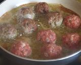 Foto del paso 4 de la receta: Albóndigas con salsa de azafrán y almendras