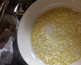 Foto del paso 5 de la receta: Albóndigas con salsa de azafrán y almendras