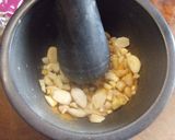 Foto del paso 6 de la receta: Albóndigas con salsa de azafrán y almendras