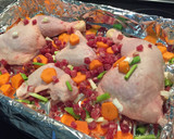 Foto del paso 1 de la receta: Pollo al horno con verduritas fácil 