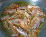 Foto del paso 2 de la receta: Fidegua de butifarra y calamares