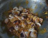 Foto del paso 3 de la receta: Fidegua de butifarra y calamares