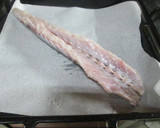Foto del paso 1 de la receta: Pescado con verduritas adobadas al horno