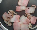 Foto del paso 2 de la receta: Montadito de tomate, mozzarella y bacon