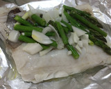 Foto del paso 7 de la receta: Merluza al papillote con verduras 