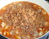 Foto del paso 4 de la receta: Pollo guisado con lentejas al ajo ahumado 