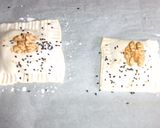 Foto del paso 5 de la receta: Pasteles hojaldrados con mozzarella y nueces