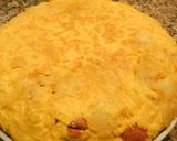 Foto del paso 7 de la receta: Tortilla de patatas con salchichas de pollo