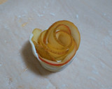 Foto del paso 10 de la receta: Flores de hojaldre y manzana a la canela y melocotón