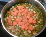 Foto del paso 4 de la receta: Habas con guisantes al Pedro Ximénez y pan frito