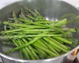 Foto del paso 2 de la receta: Esparragos con pesto para dieta