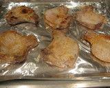 Foto del paso 5 de la receta: Chuletas de cerdo en salsa cremoso de hongos