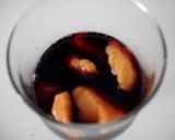 Foto del paso 2 de la receta: Melocotones en vino de papá
