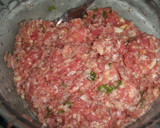 Foto del paso 3 de la receta: Guiso de Salsa de pava o pollo con pelotas murcianas