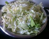 Foto del paso 2 de la receta: Col con patatas y ajillos