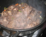 Foto del paso 2 de la receta: Rabo de ternera estofado