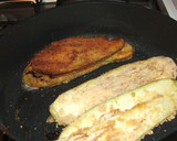 Foto del paso 1 de la receta: Berenjenas con salmón rebozados con salsa blanca