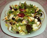 Foto del paso 4 de la receta: Ensalada de pescado con queso