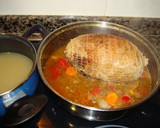 Foto del paso 3 de la receta: Redondo de pavo relleno a la naranja y en salsa de cava