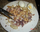 Foto del paso 1 de la receta: Calamares rellenos con salsa de almendras