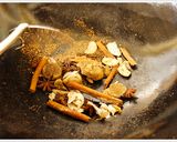 A picture of step 4 of Braised Pork Leg with Rice.