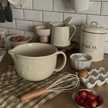 Diana cooks 