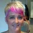 julie.tomkins.16